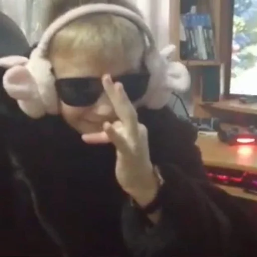 Sticker хуй | via sticked.app - 0