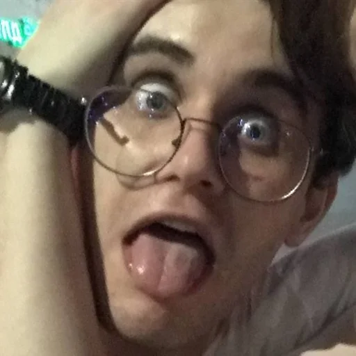 Sticker sticked_157045565_1_by_StickedApp_bot - 1