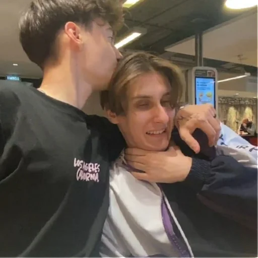 Стикер sticked_1898460009_12_by_StickedApp_bot - 1