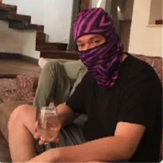 Стикер Мш потеряли хату | via sticked.app - 1