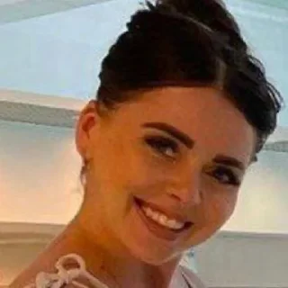 Sticker королева бензиноколонки | via sticked.app - 3