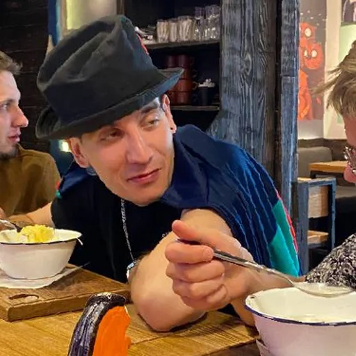 Стикер staff loshka  | via sticked.app - 0