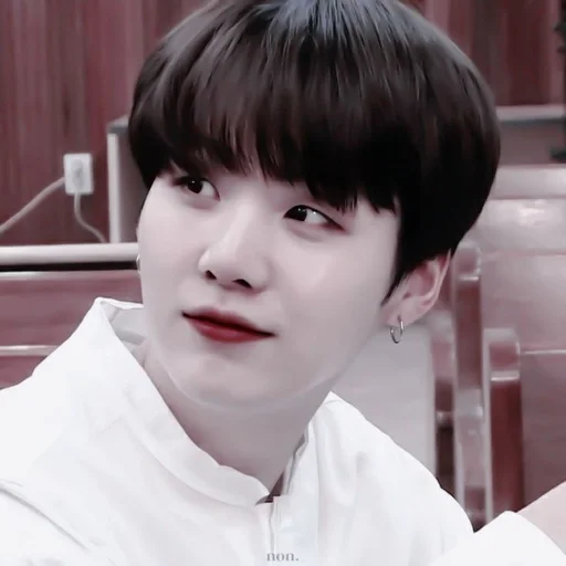 Стикер ` 𝘆𝗼𝗼𝗻𝗴𝗶. @beaconshy :: @fStikBot - 4