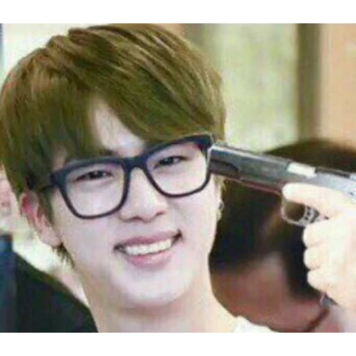 Человек человеческое лицо оружие