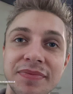 Sticker Stint by @droomyaka & @chillchilldosha - 7