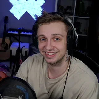 Sticker Stint by @droomyaka & @chillchilldosha - 5