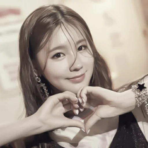 Sticker miyeon | @strawberryxhelps - 9