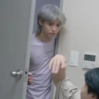 Sticker бродячие дети - 11