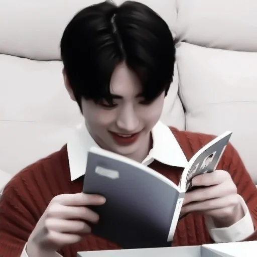 #𝐦𝐨𝐨𝐝: sunghoon ;: by @paradismaudit - Человек