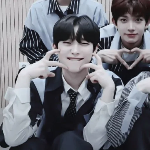 Sticker 🐙:;𝙨𝙪𝙣𝙤𝙤⁂ / @kookluvv :: @fStikBot - 9