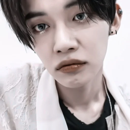 person human face eyebrow