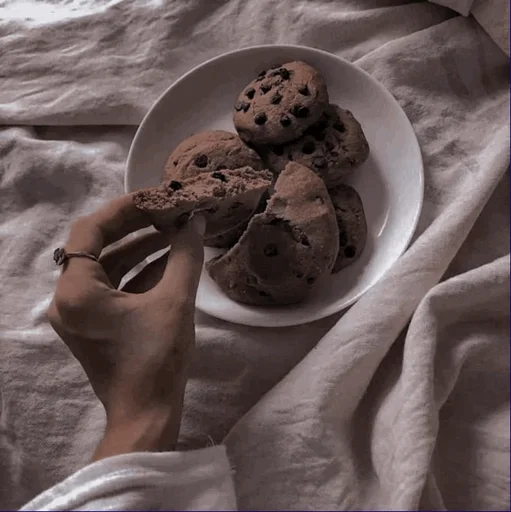 Стикер ᴷᴵᴹ 𝒕𝒂𝒆𝒉𝒚𝒖𝒏𝒈  @SWANPACK - 4