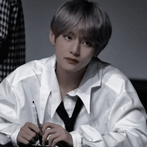 Стикер ᴷᴵᴹ 𝒕𝒂𝒆𝒉𝒚𝒖𝒏𝒈  @SWANPACK - 3