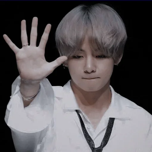 Стикер ᴷᴵᴹ 𝒕𝒂𝒆𝒉𝒚𝒖𝒏𝒈  @SWANPACK - 2