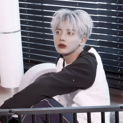 Sticker #𝐦𝐨𝐨𝐝: taehyun 🌨 ;: by @paradismaudit - 0