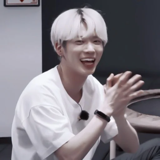 Sticker 𝘵𝘢𝘦𝘩𝘺𝘶𝘯 :; by @seduiisantee - 7