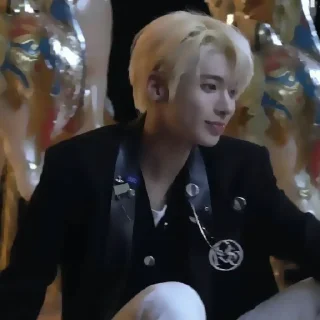 Sticker ✦ 𝗍𝖺𝖾𝗁𝗒𝗎𝗇 !¡ 𝖿𝗋. @soobxhub - 1