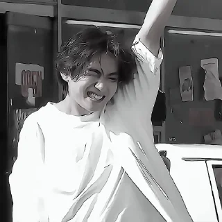 Sticker ☆ tae.bnw — @jeonvo.cøm - 11