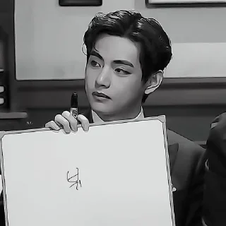 Sticker ☆ tae.bnw — @jeonvo.cøm - 0