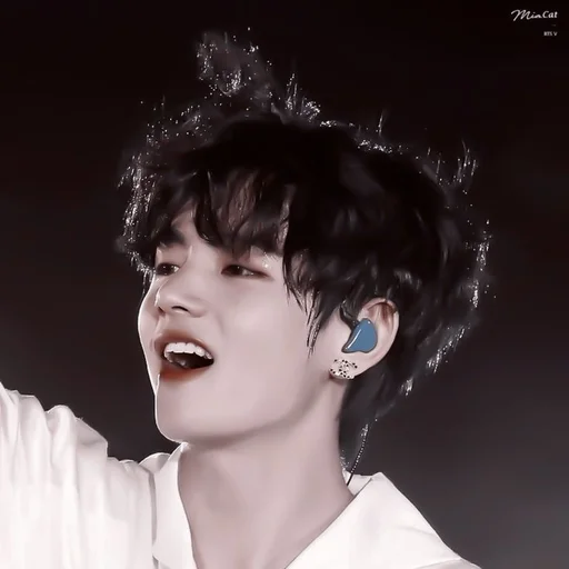 ;{ 𝙩𝙖𝙚𝙝𝙪𝙣𝙜 }; by @hornyc8mp - person