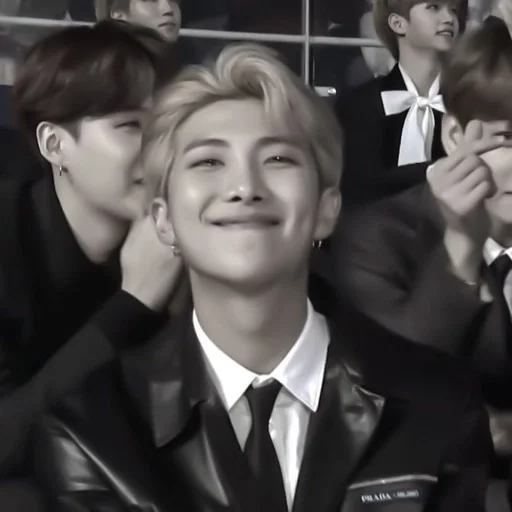 Человек человеческое лицо галстук