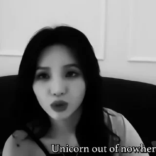 Sticker ``𝐒𝐎𝐘𝐄𝐎𝐍 •​🎞• @taevisss - 9