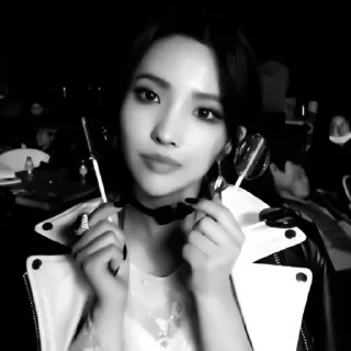 Стикер ``ᴄᴏᴇн •🎲• @taevisss - 11