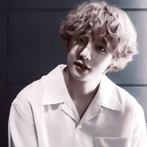 𝙩𝙖𝙚𝙝𝙮𝙪𝙣𝙜 @virtstik :: - person