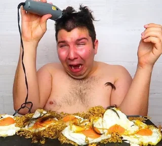 Sticker 𝓽𝓱𝓮 𝓯𝓵𝓸𝓹 𝓼𝓮𝓪𝓼𝓸𝓷  — @mickerido - 5