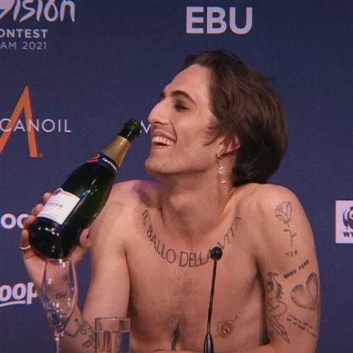 человеческое лицо пить Человек