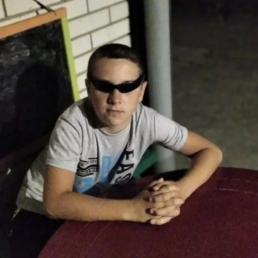 Стикер tochnogovnk - 1