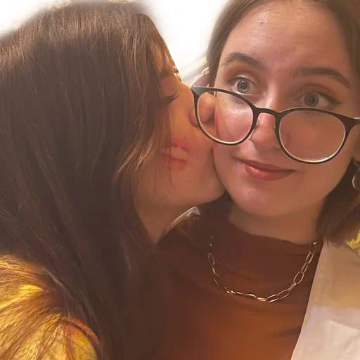 сорок пять конченных ебланов - person