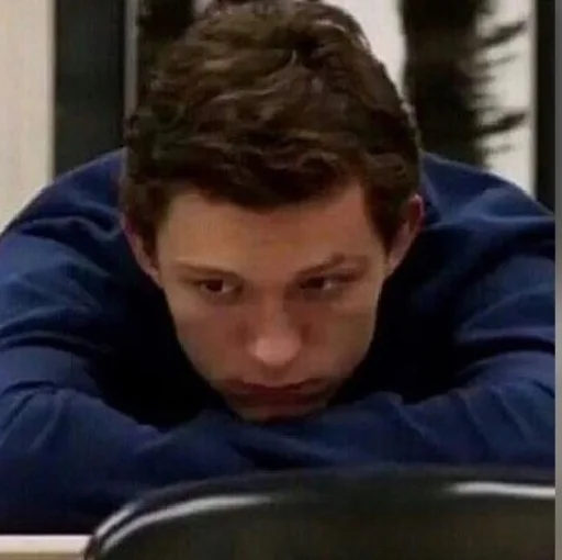 Стикер Tom Holland - 3