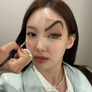 Sticker кинню чеён - 2