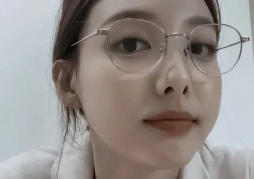 Стикер :: 𝙉𝙖𝙮𝙚𝙤𝙣 🥞 𝙗𝙮 @𝙤𝙗𝙨𝙚𝙨𝙨𝙞𝙤𝙣𝙜𝙬 - 9