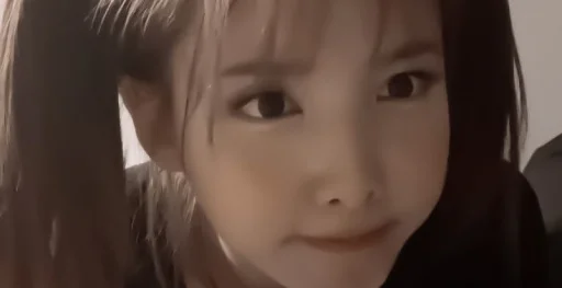 Стикер :: 𝙉𝙖𝙮𝙚𝙤𝙣 🥞 𝙗𝙮 @𝙤𝙗𝙨𝙚𝙨𝙨𝙞𝙤𝙣𝙜𝙬 - 0