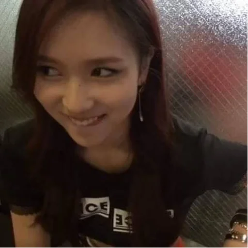 Стикер 𝐓𝐰𝐢𝐜𝐞 𝐛𝐲 @thjkfrvr - 11