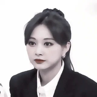 Стикер – ` 🫐 , tzuyu by - @vvloco - 2