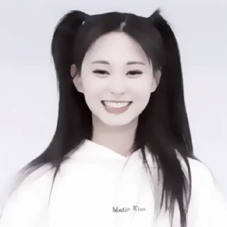 Стикер – ` 🫐 , tzuyu by - @vvloco - 1