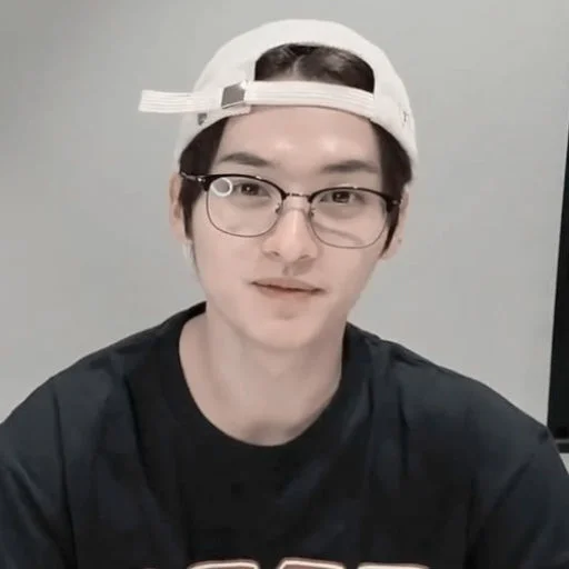 Стикер Minho @ukrsquirrel - 9