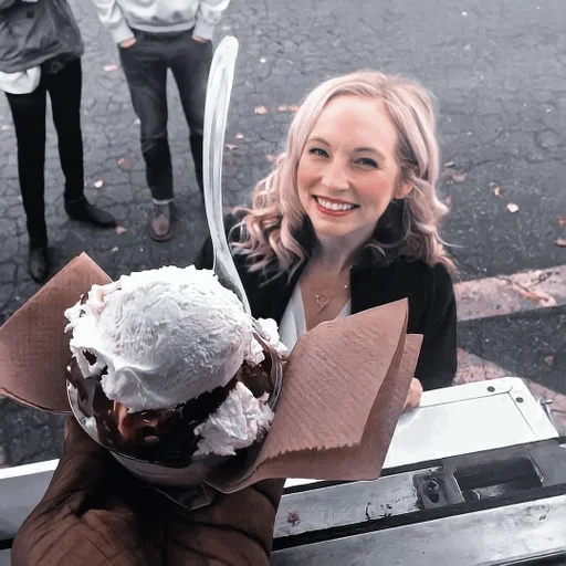 Sticker 𝐞𝐯𝐞𝐫𝐲𝐨𝐧𝐞 𝐟𝐨𝐫 𝐮3 🌙 :: @fStikBot - 3