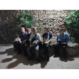 Sticker Челики 5 б @StickersRusbot - 3