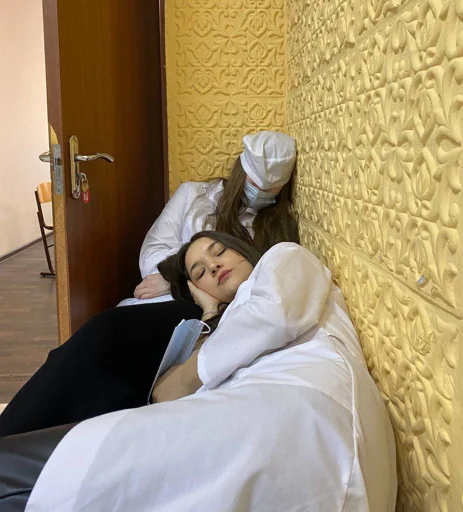 Sticker v5G1J3_by_EmojiRuBot - 1