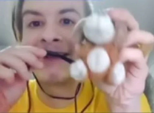 Человек палец комнатный