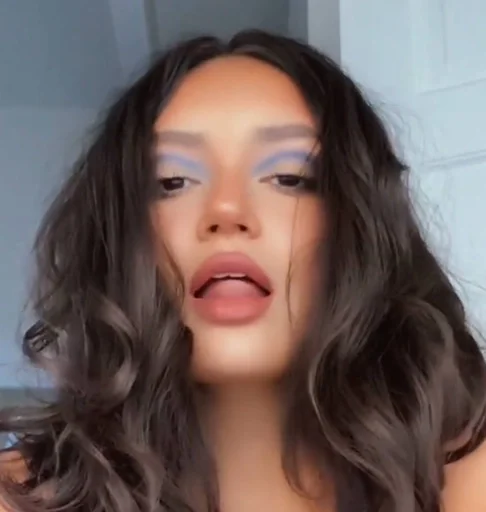 авани от вэнлис :: @fStikBot - human face