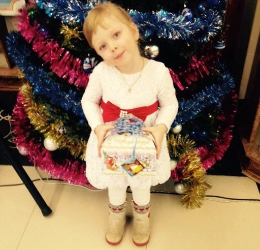 одежда ребёнок человеческое лицо