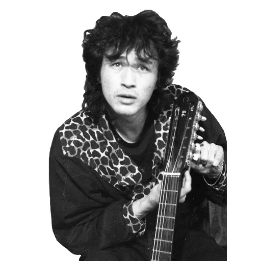 человеческое лицо музыкальный инструмент одежда