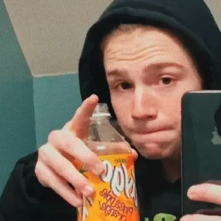 Стикер Vincent As Payton Moormeier - 10