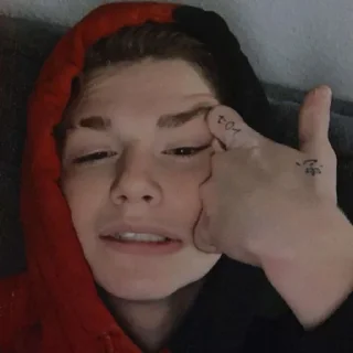 Стикер Vincent As Payton Moormeier - 9