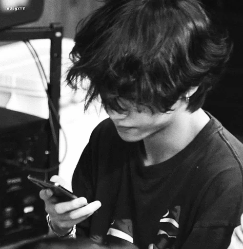 Человек черно-белый одежда